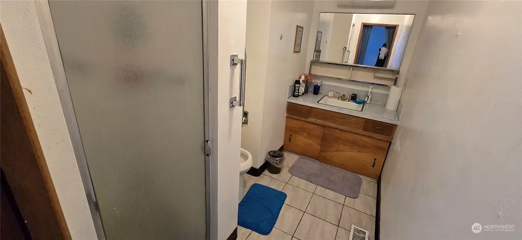 4911 20th Avenue SE Lacey WA 98503
