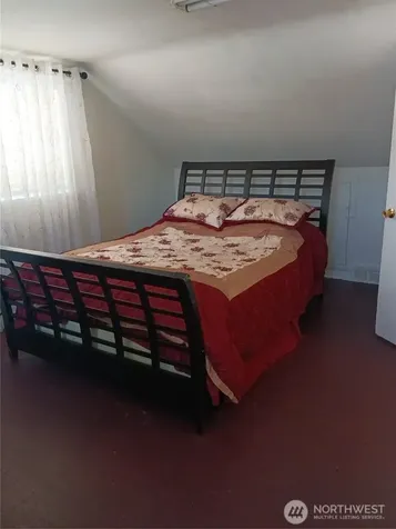 522 NE 127th Street Seattle WA 98125