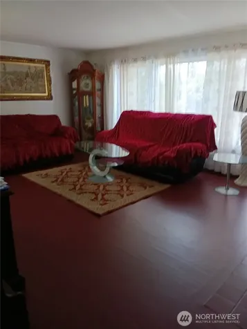 522 NE 127th Street Seattle WA 98125