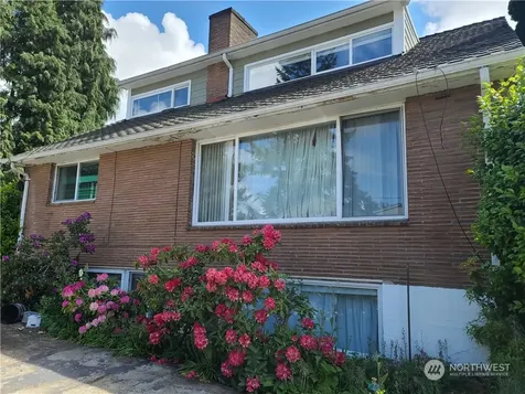 522 NE 127th Street Seattle WA 98125