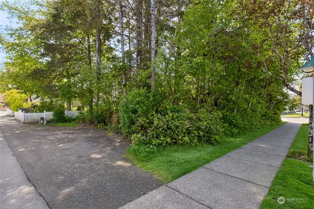 71 Campfire Lane Pacific Beach WA 98571