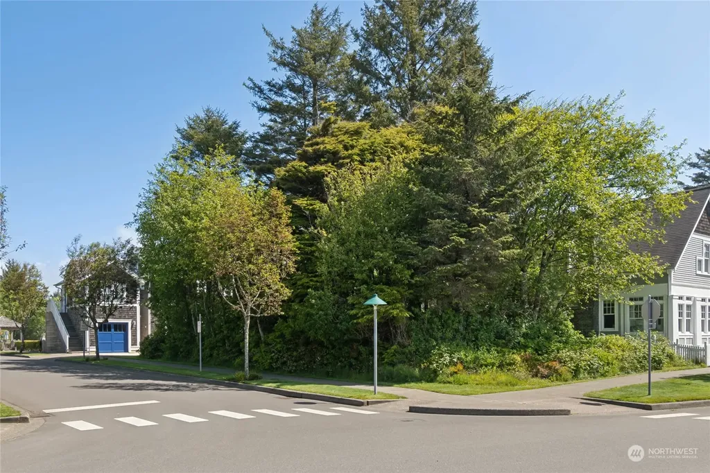 71 Campfire Lane Pacific Beach WA 98571