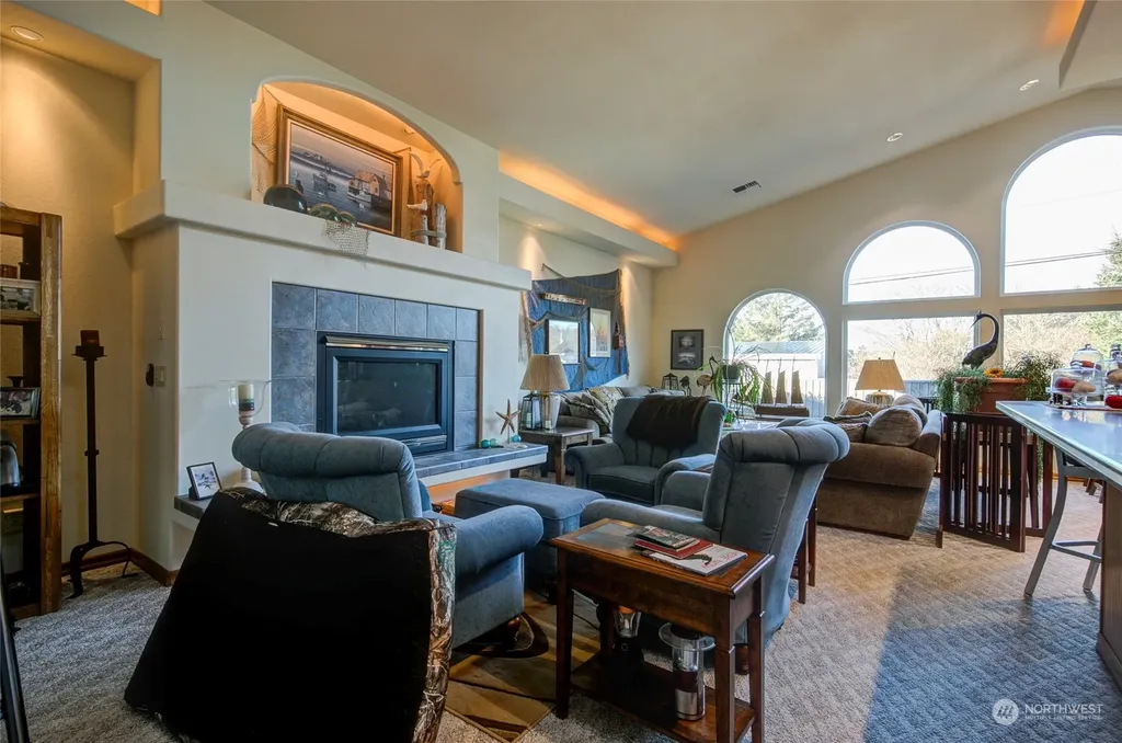 857 Pt. Brown Avenue NW Ocean Shores WA 98569