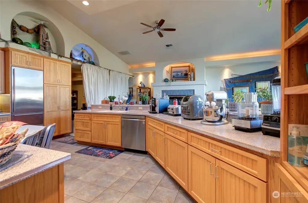 857 Pt. Brown Avenue NW Ocean Shores WA 98569
