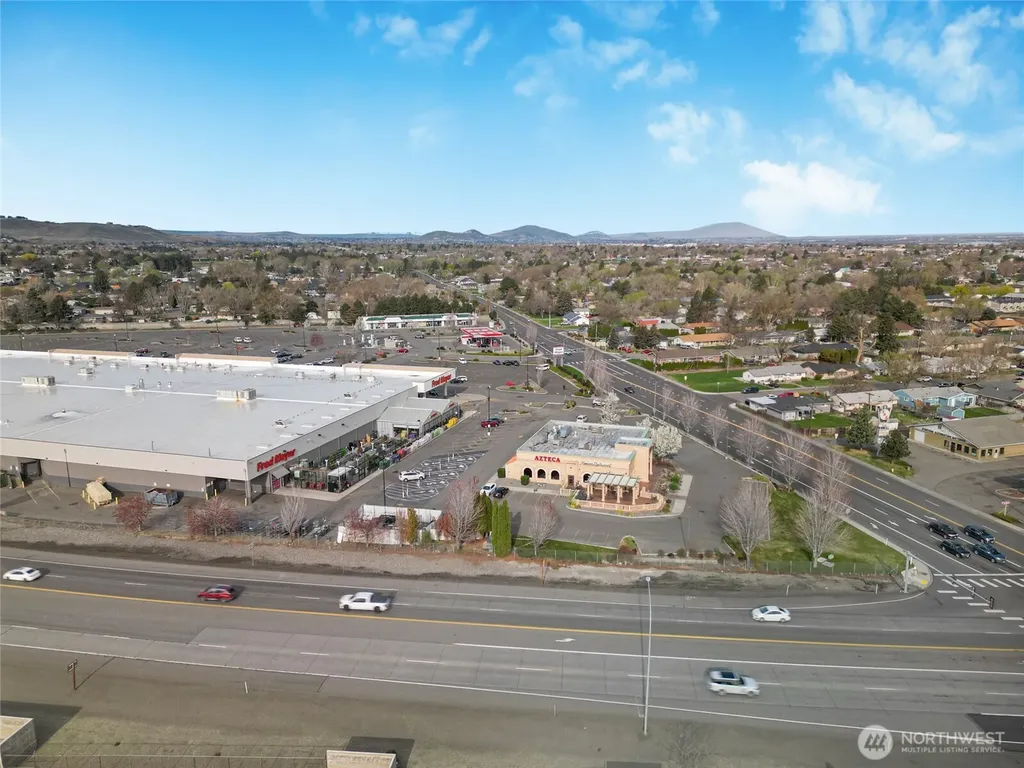 2807 W 10th Avenue Kennewick WA 99336