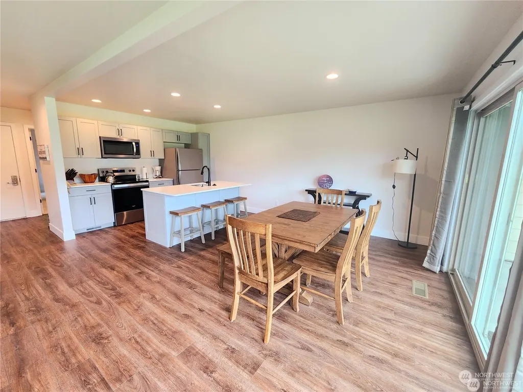 1 Lodge 622-c Manson WA 98831