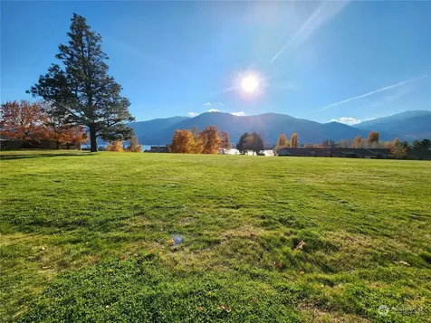 1 Lodge 622-c Manson WA 98831