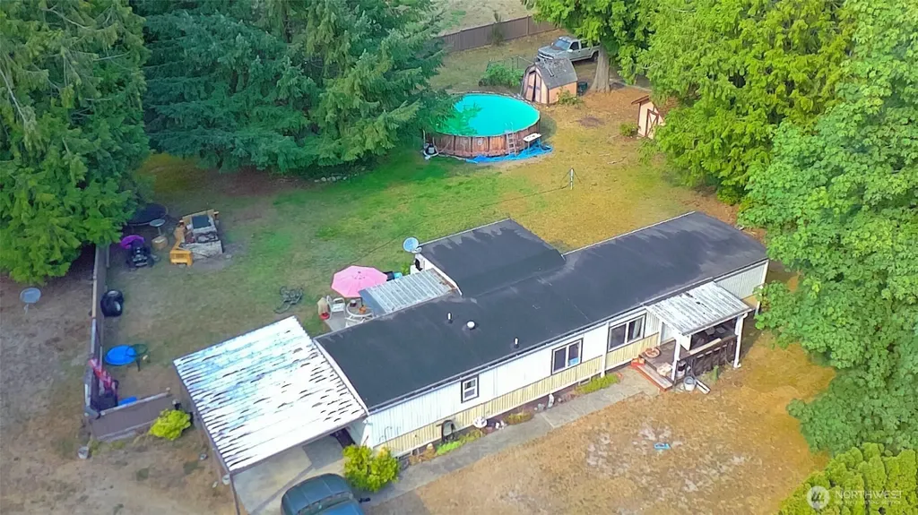 1566 SW Old Clifton Road Port Orchard WA 98367