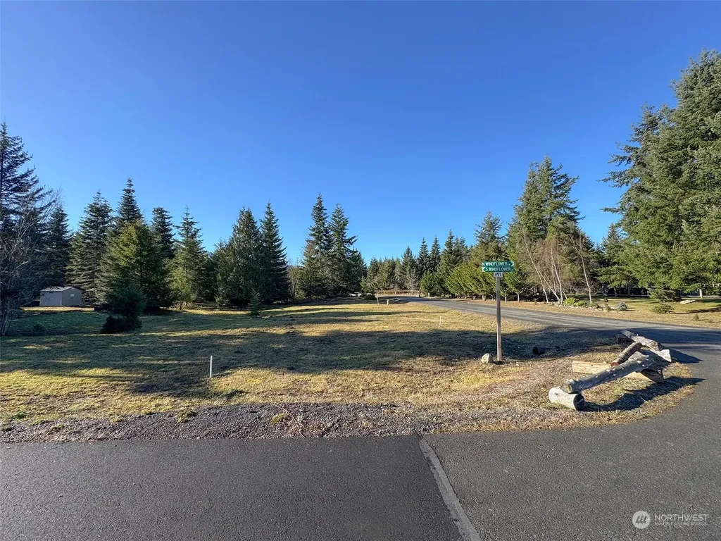 42 S Windflower Lane Port Angeles WA 98362