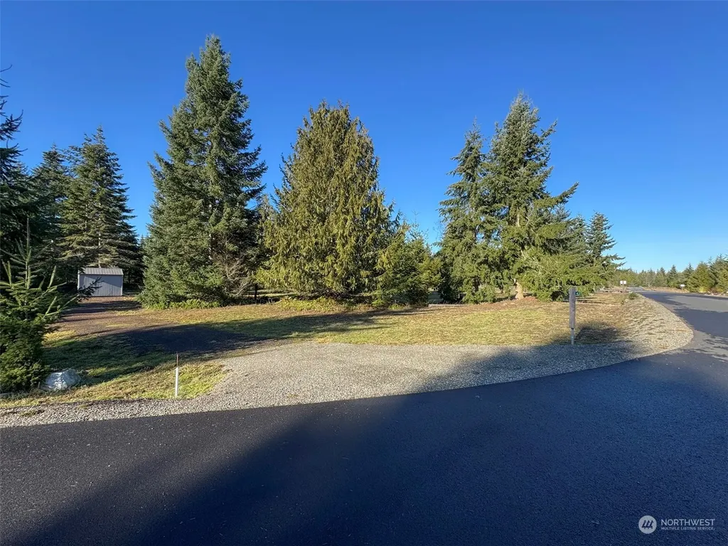 42 S Windflower Lane Port Angeles WA 98362