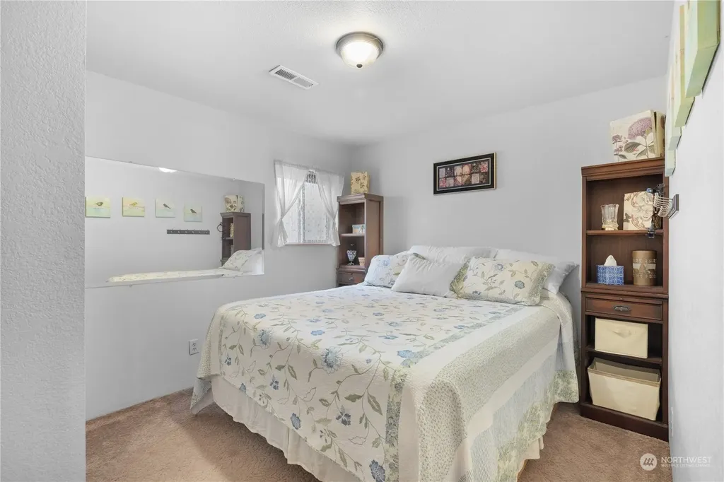 19946 E Desert Aire Dr SW Mattawa WA 99349