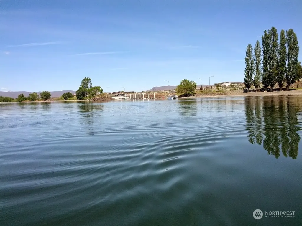 19946 E Desert Aire Dr SW Mattawa WA 99349