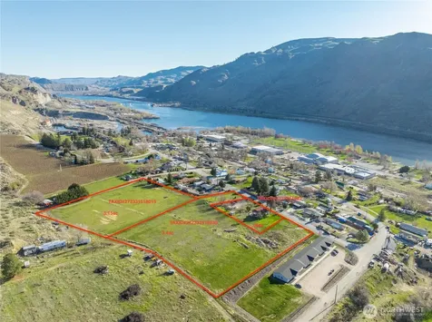 123 Chelan Falls Chelan Falls WA 98817