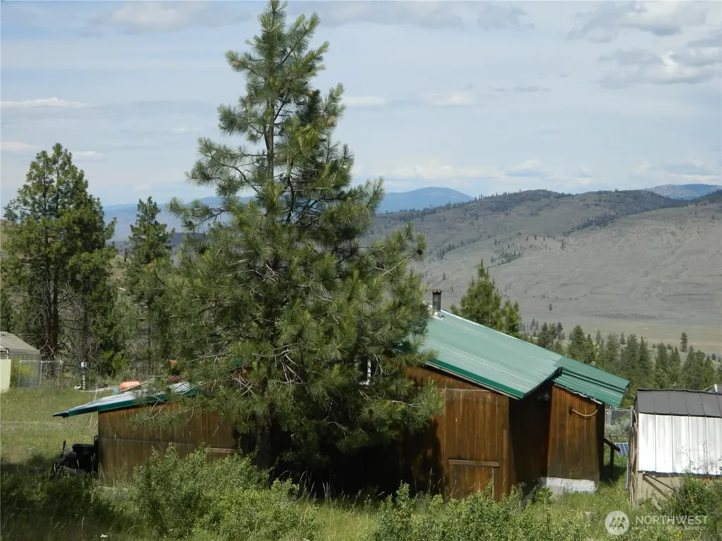 428 Five Mile Road Tonasket WA 98855