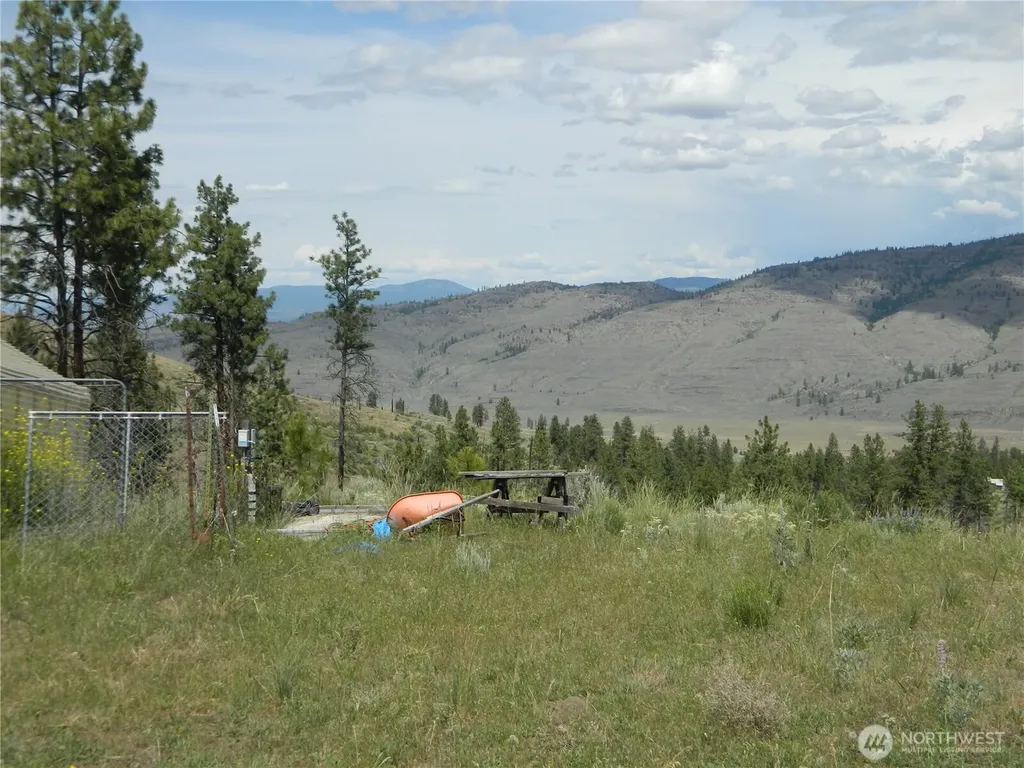 428 Five Mile Road Tonasket WA 98855