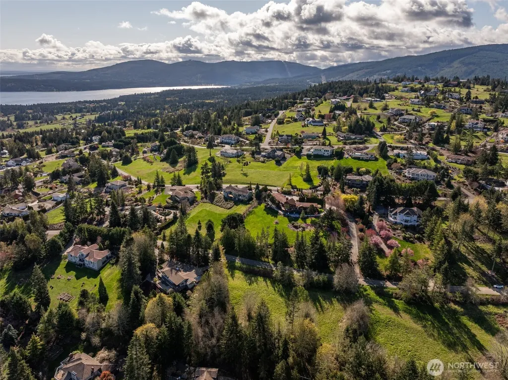 999 Ravens Ridge Road Sequim WA 98382