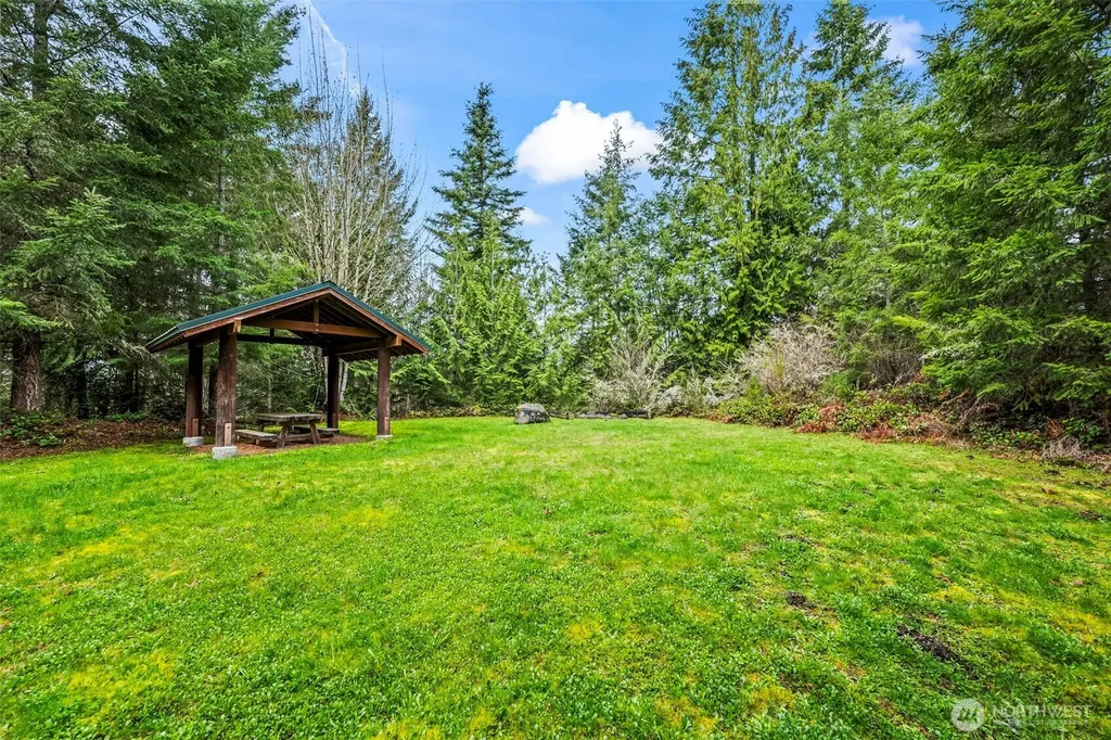 123 Highland Drive E Roy WA 98580