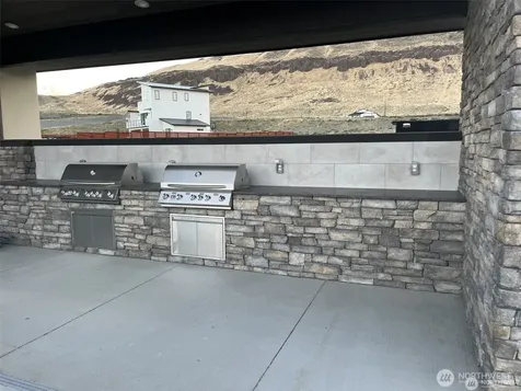 110 Basin Pointe Lp Vantage WA 98850