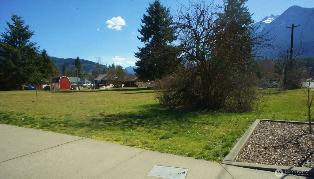 1095 Darrington Street Darrington WA 98241