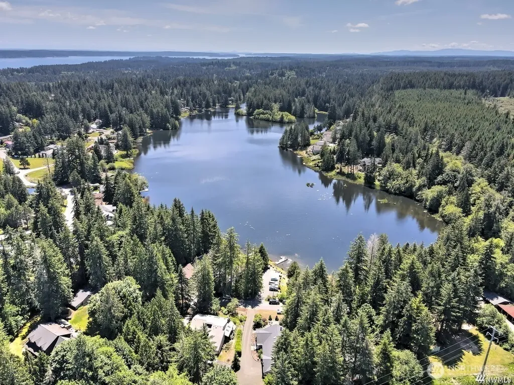 200 E Soderberg Road Allyn WA 98524
