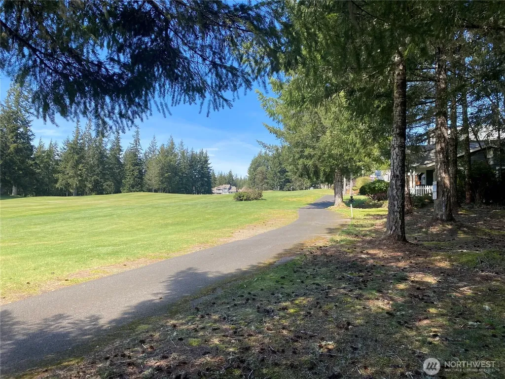 200 E Soderberg Road Allyn WA 98524