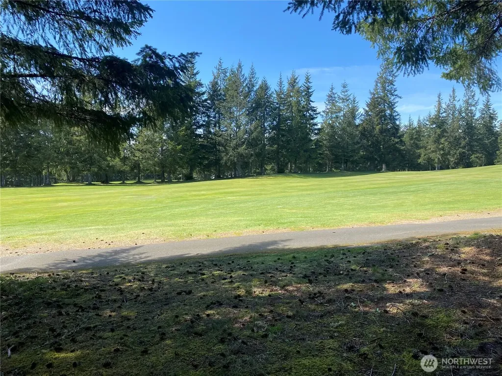 200 E Soderberg Road Allyn WA 98524