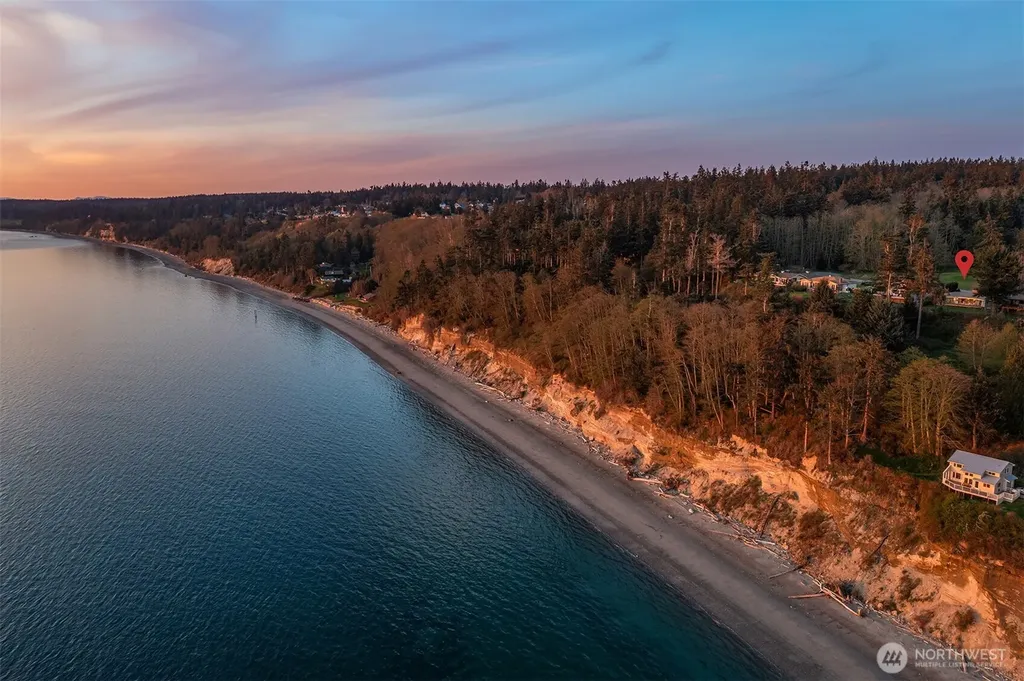 2180 Inverness Way Coupeville WA 98239