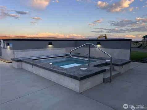 240 Basin Pointe Loop Vantage WA 98950