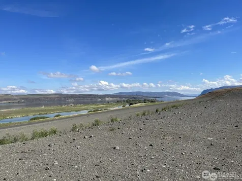 240 Basin Pointe Loop Vantage WA 98950
