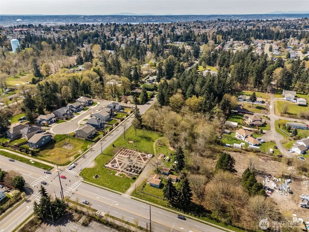 34249 21st Avenue SW Federal Way WA 98023