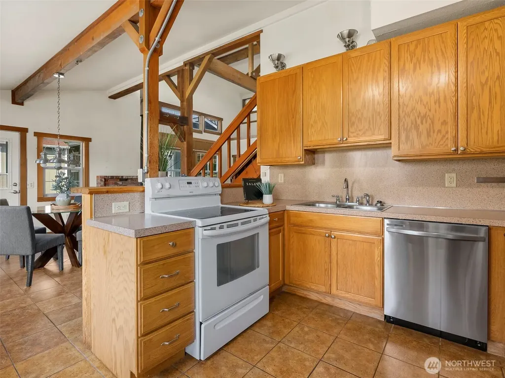 8131 Kerbaugh Road NE Olympia WA 98516