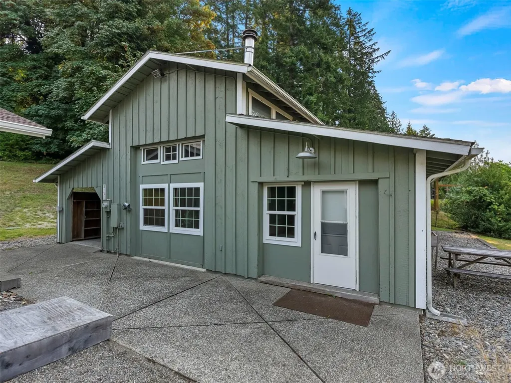 8131 Kerbaugh Road NE Olympia WA 98516