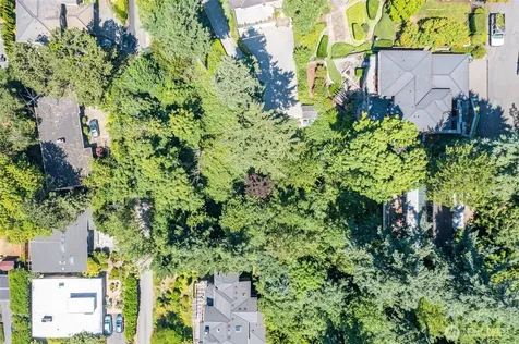 28 68th Avenue SE Mercer Island WA 98040