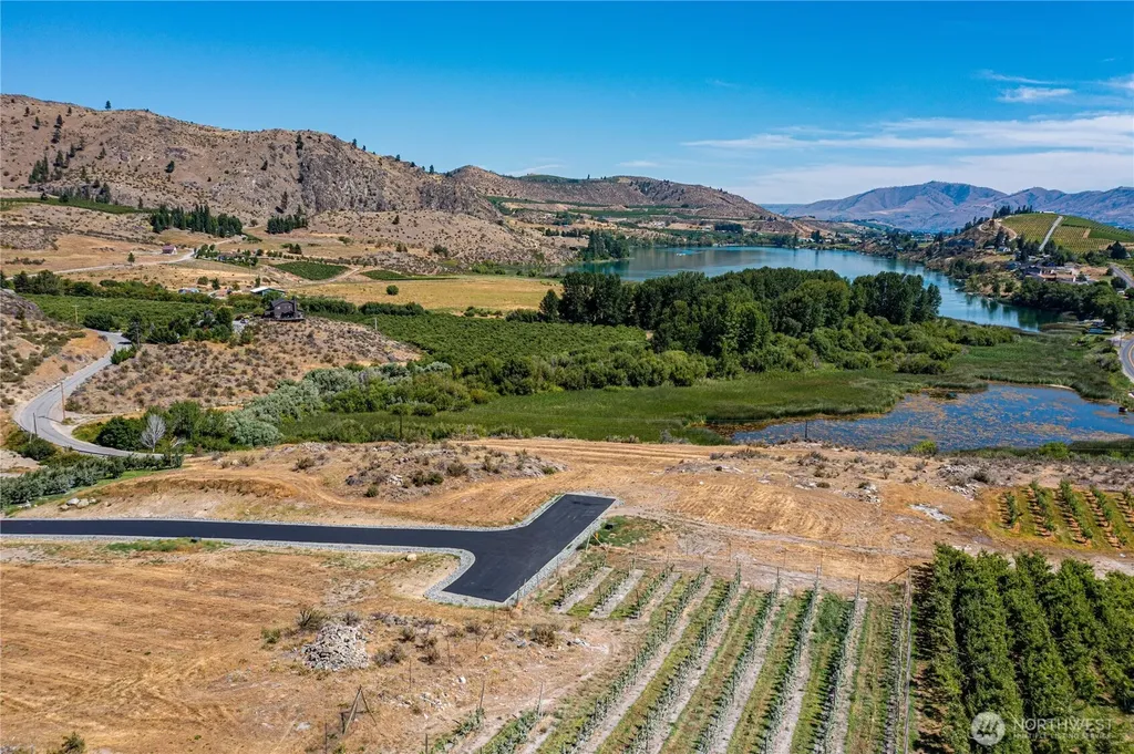 142 Lainey Lane Manson WA 98831