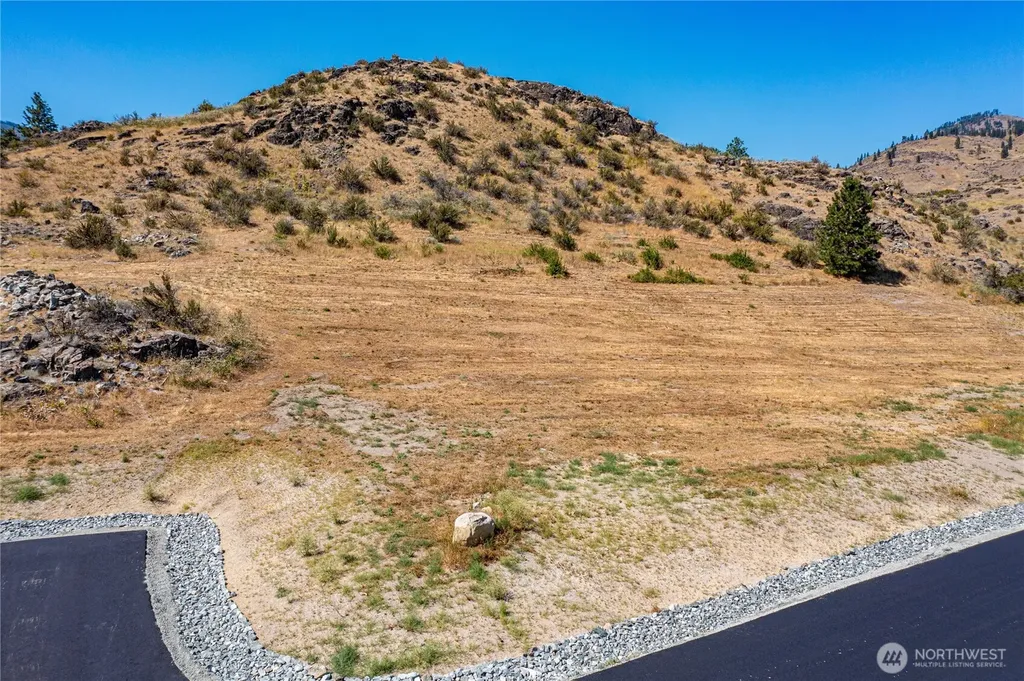 142 Lainey Lane Manson WA 98831