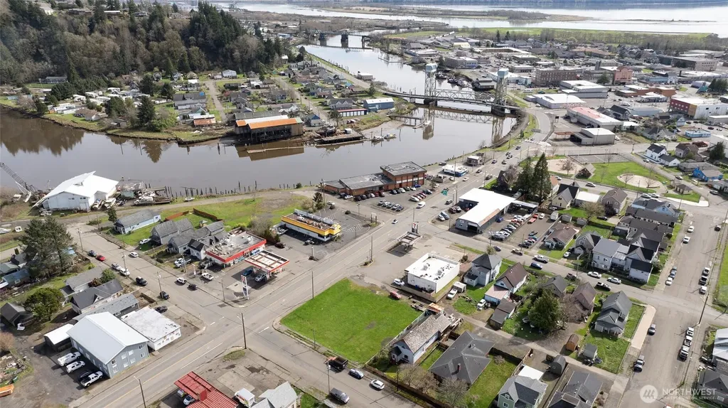 219 Lincoln Street Hoquiam WA 98550