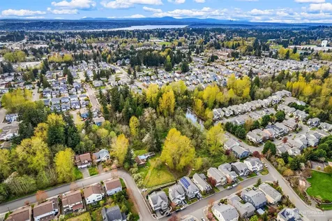 5416 NE 5th Place Renton WA 98059