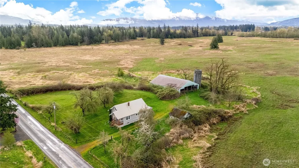 1817 Central Road Everson WA 98247