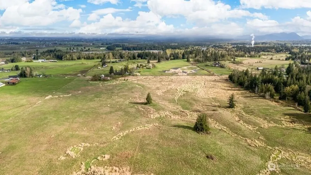 1817 Central Road Everson WA 98247