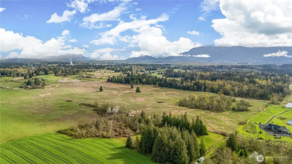 1817 Central Road Everson WA 98247