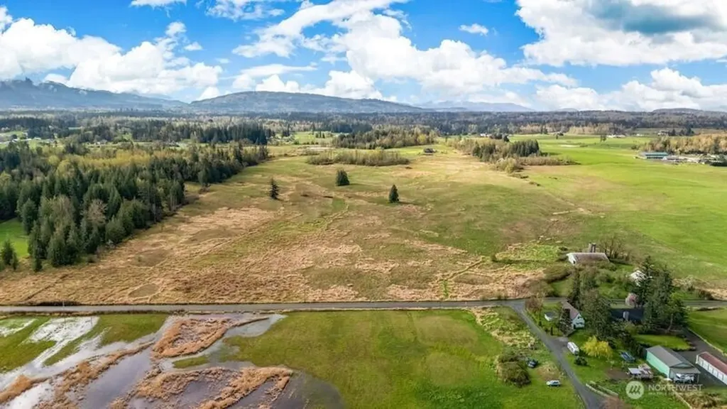 1817 Central Road Everson WA 98247