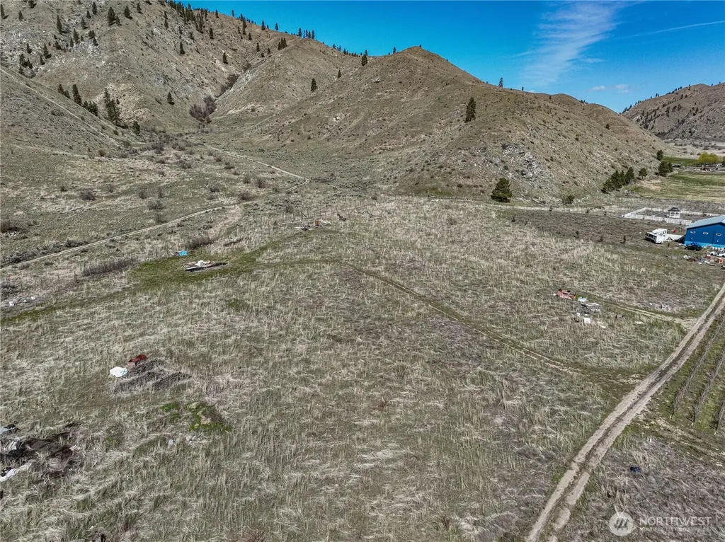 7 Tunnel Hill Road Chelan WA 98816