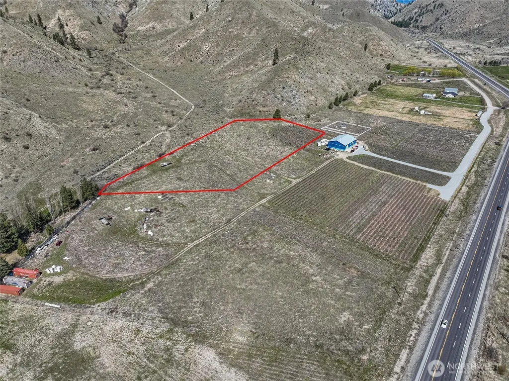 7 Tunnel Hill Road Chelan WA 98816