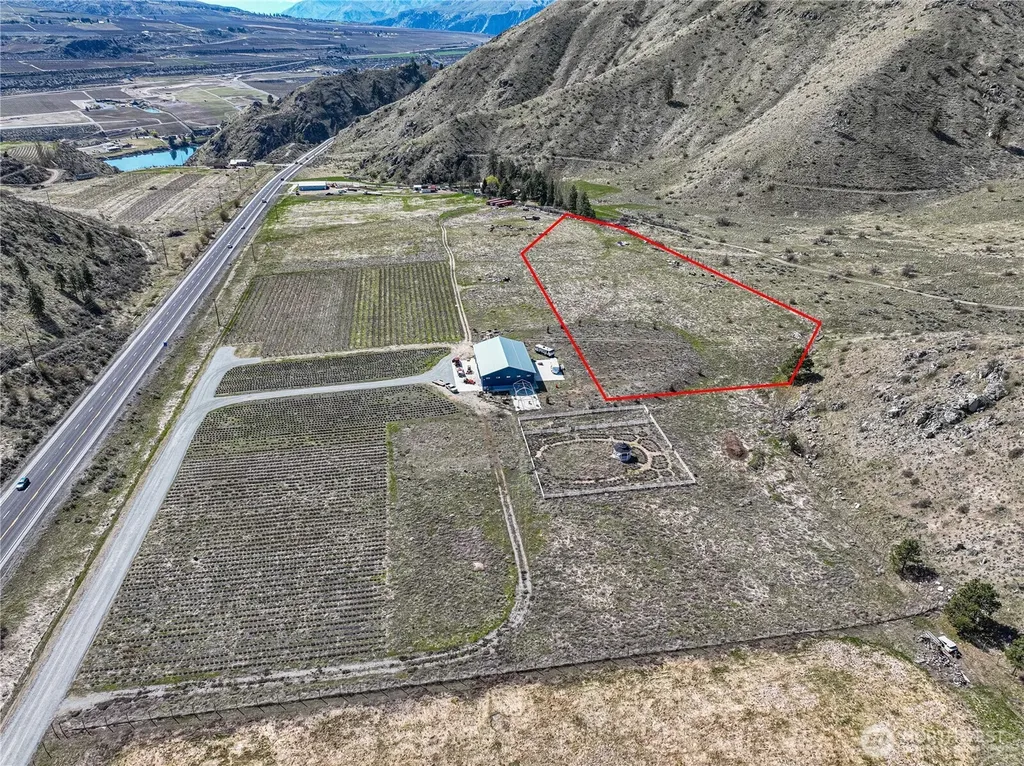 7 Tunnel Hill Road Chelan WA 98816