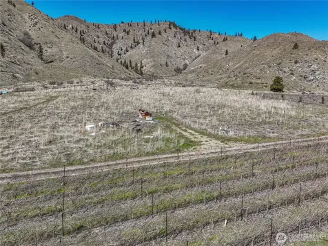 7 Tunnel Hill Road Chelan WA 98816