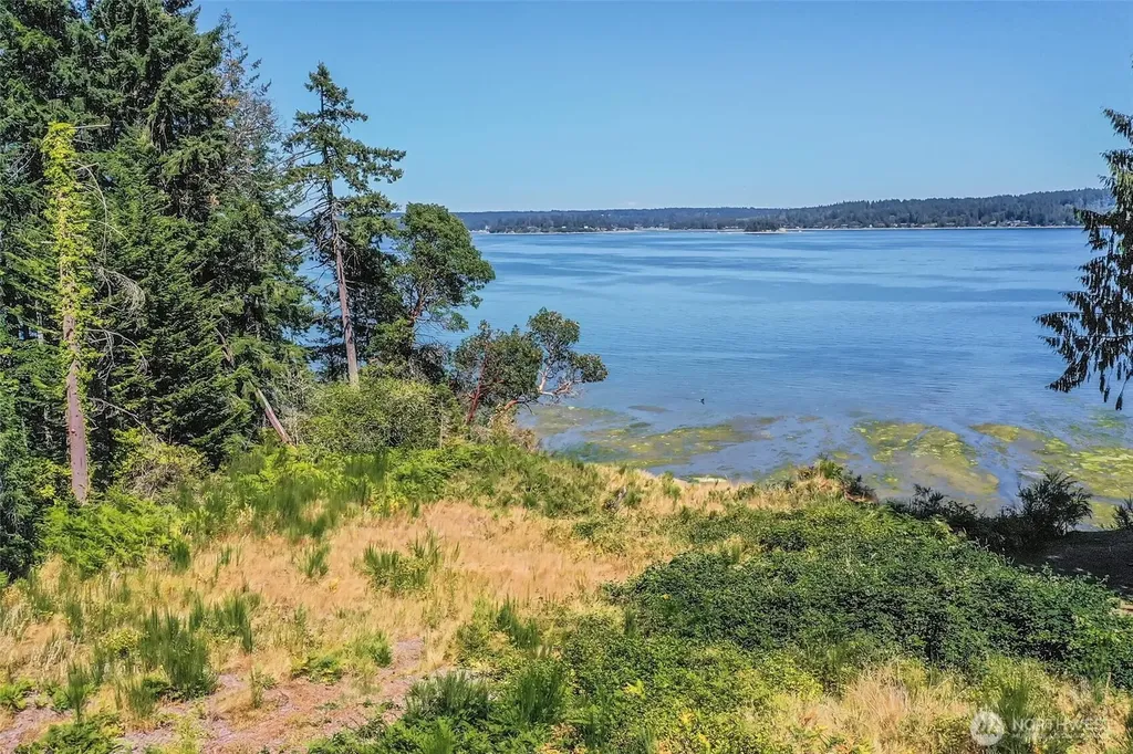 14811 71st Street NW Lakebay WA 98349