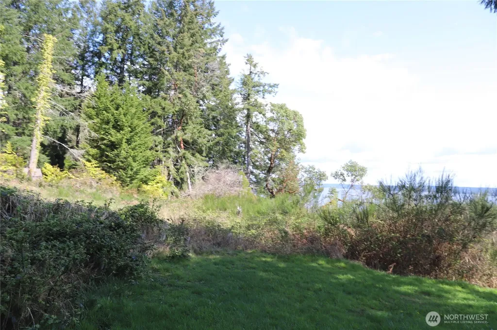 14811 71st Street NW Lakebay WA 98349