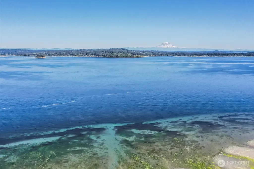 14811 71st Street NW Lakebay WA 98349