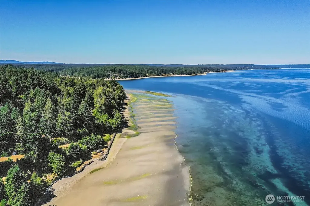 14811 71st Street NW Lakebay WA 98349