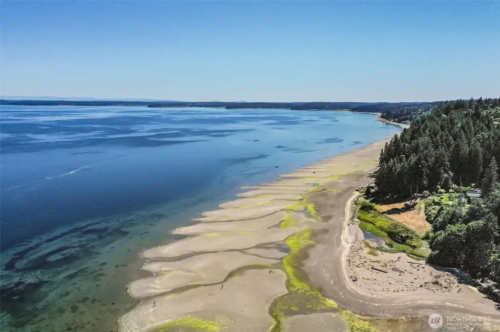 14811 71st Street NW Lakebay WA 98349